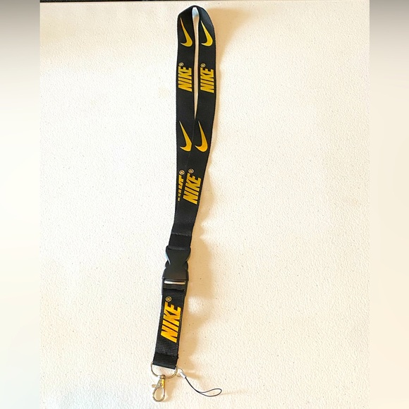 Nike Other - Key chain lanyard black and gold